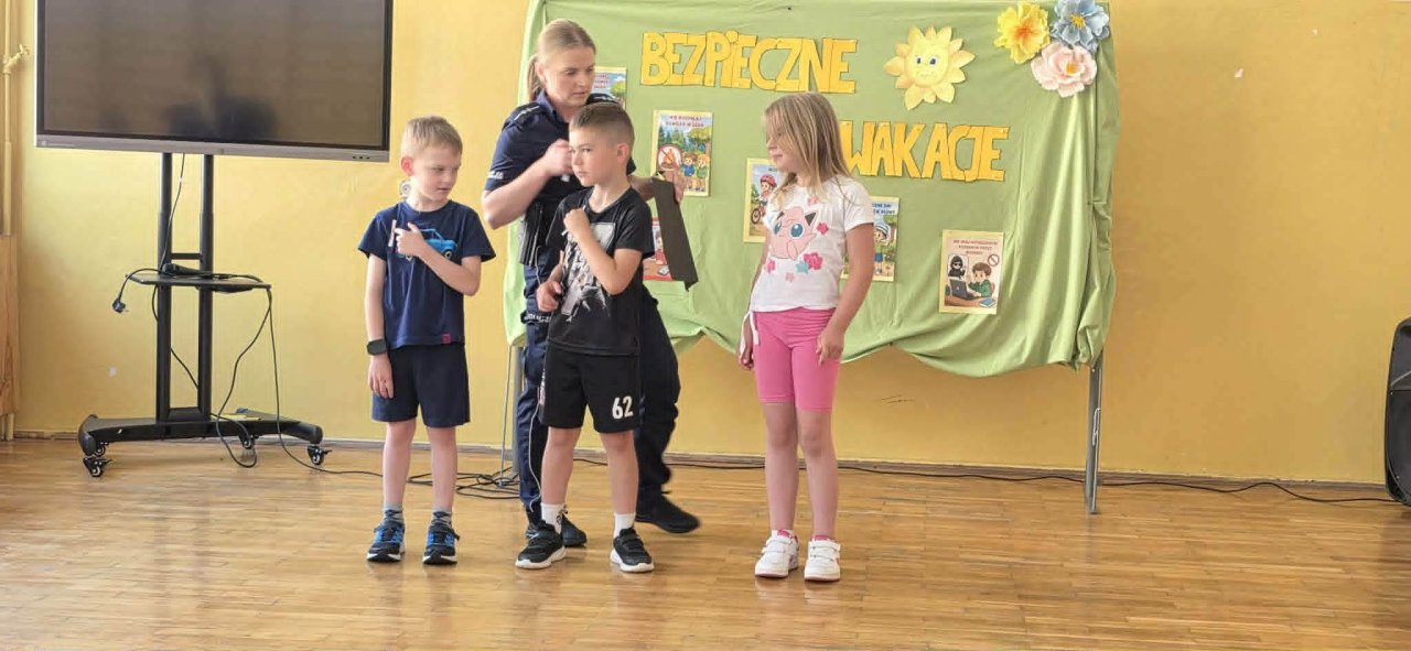 Spotkanie z policjantem – Bezpieczne wakacje